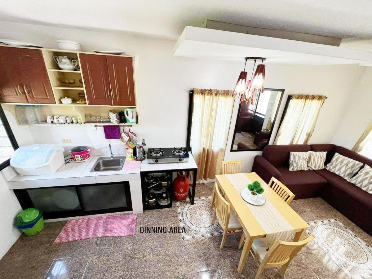 Beach Resorts Walking Distance To The Town House Davao City Εξωτερικό φωτογραφία
